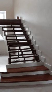 Отделка лестницы